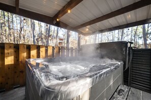 Bain à remous extérieur