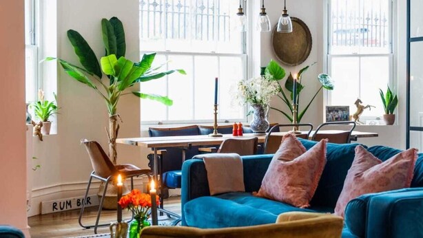 Basic Apartment, 1 King Bed | Living room - Gorgeous Studio Flat in Vibrant Clapham Common (London)