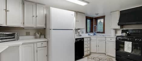 Fridge, microwave, oven, dishwasher
