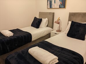 4 bedrooms, WiFi