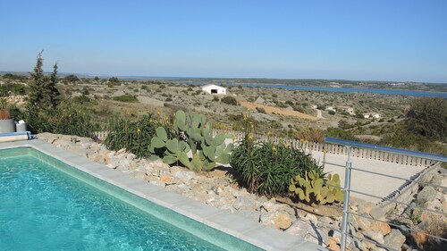 Villa for 2 people, with 1 master bedroom, ocean view  