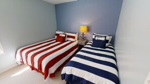 3 bedrooms, iron/ironing board, free WiFi, bed sheets