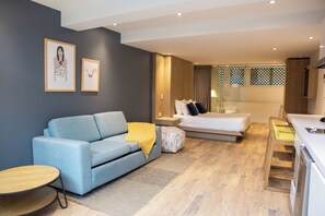 Luxury Studio | Living area