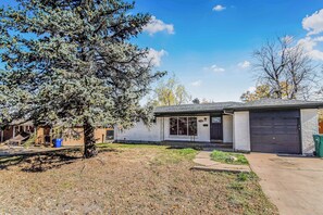 Exterior - Expansive Centennial Home with Spacious Yard & Parking (Centennial)