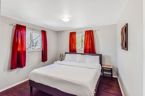 5 chambres, fer et planche à repasser, lit parapluie, Wi-Fi