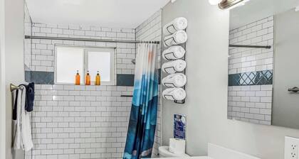 Expansive Centennial Home with Spacious Yard & Parking