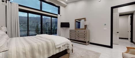 5 habitaciones, wifi y ropa de cama 