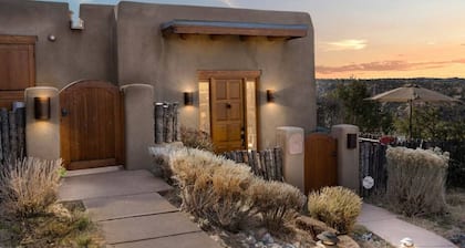 Ski Discounts! Luxury Home, Pool, Sweeping Views