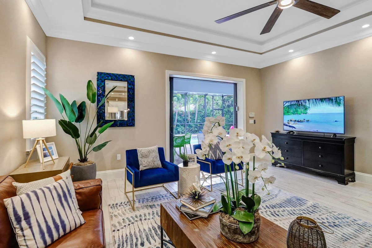 Photo 2 of Beach! 2 Masters w Kings, Pets, Queen ensuite, hot tub, private heated Pool