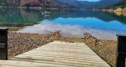 Beachfront Paradise Retreat in your own Private Bay and Floating Jetty