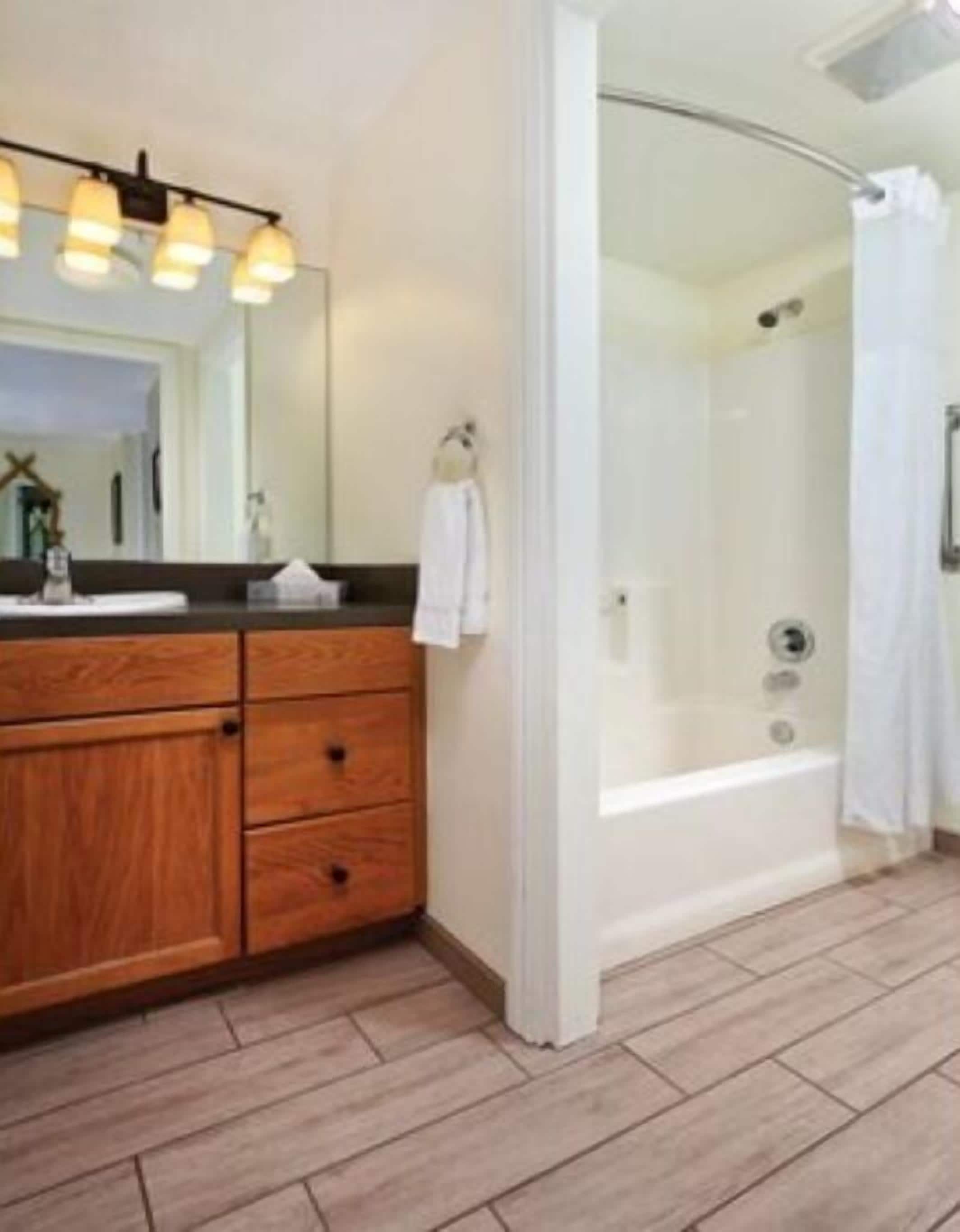 Ensemble douche/baignoire