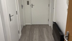 Exklusiv lägenhet - tillgänglighetsanpassat - eget badrum (Discovery Suite) | Interiör