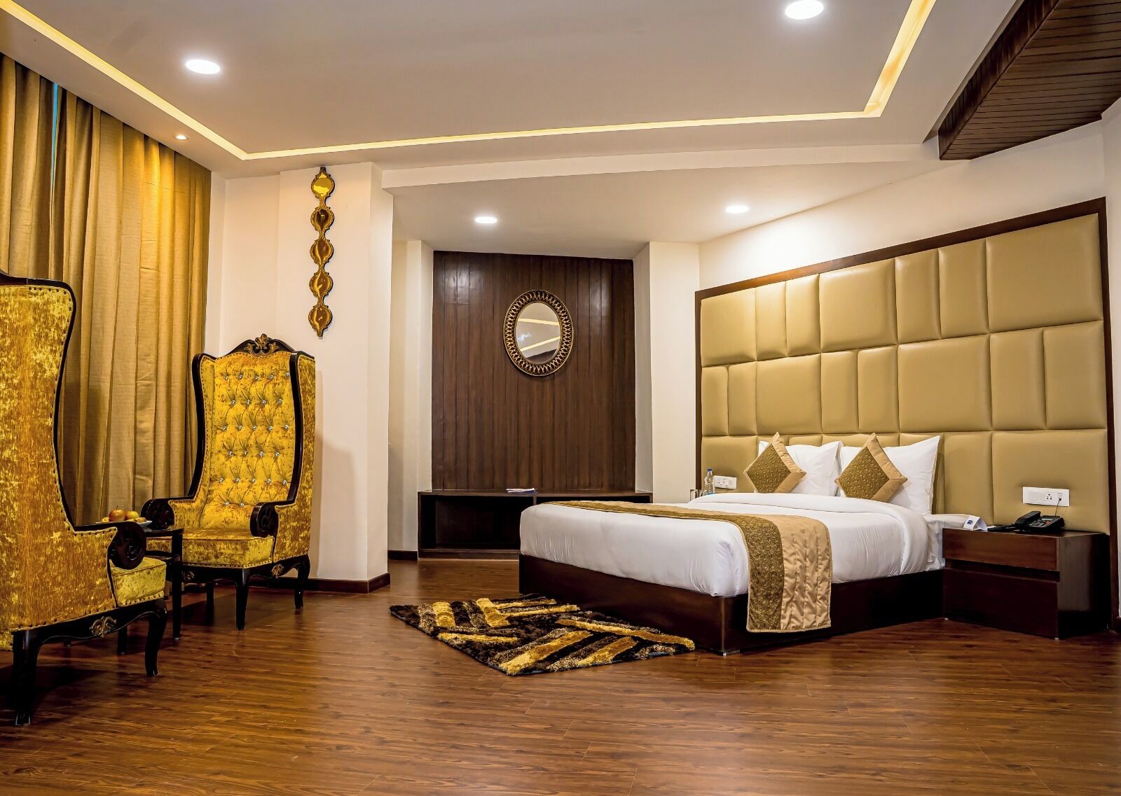 Sábanas de algodón egipcio, ropa de cama de alta calidad y minibar 