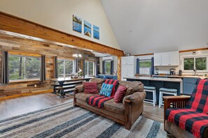 Smart-TV, peis, videospill og Netflix