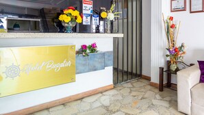 Reception - Ayenda Bugatier (Cali)