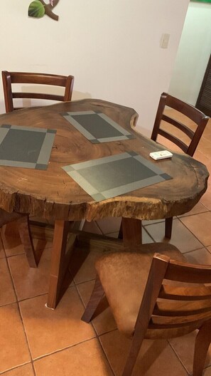 Dining - 2 Bed 2 Bath condo with pool, full kitchen, in the marine sunset condos. (Playa del coco)