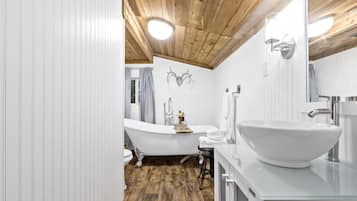 Combined shower/tub, jetted tub, hair dryer, bidet
