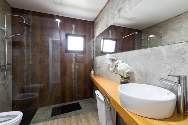 Dusche, Bidet