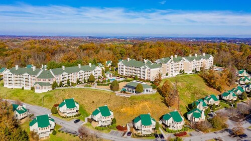 Two Bedroom, Luxury Condo, Pigeon Forge, Tennessee (2555624)