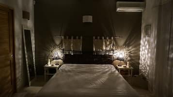 Suite, en-suite badkamer, uitzicht op tuin | Interieur