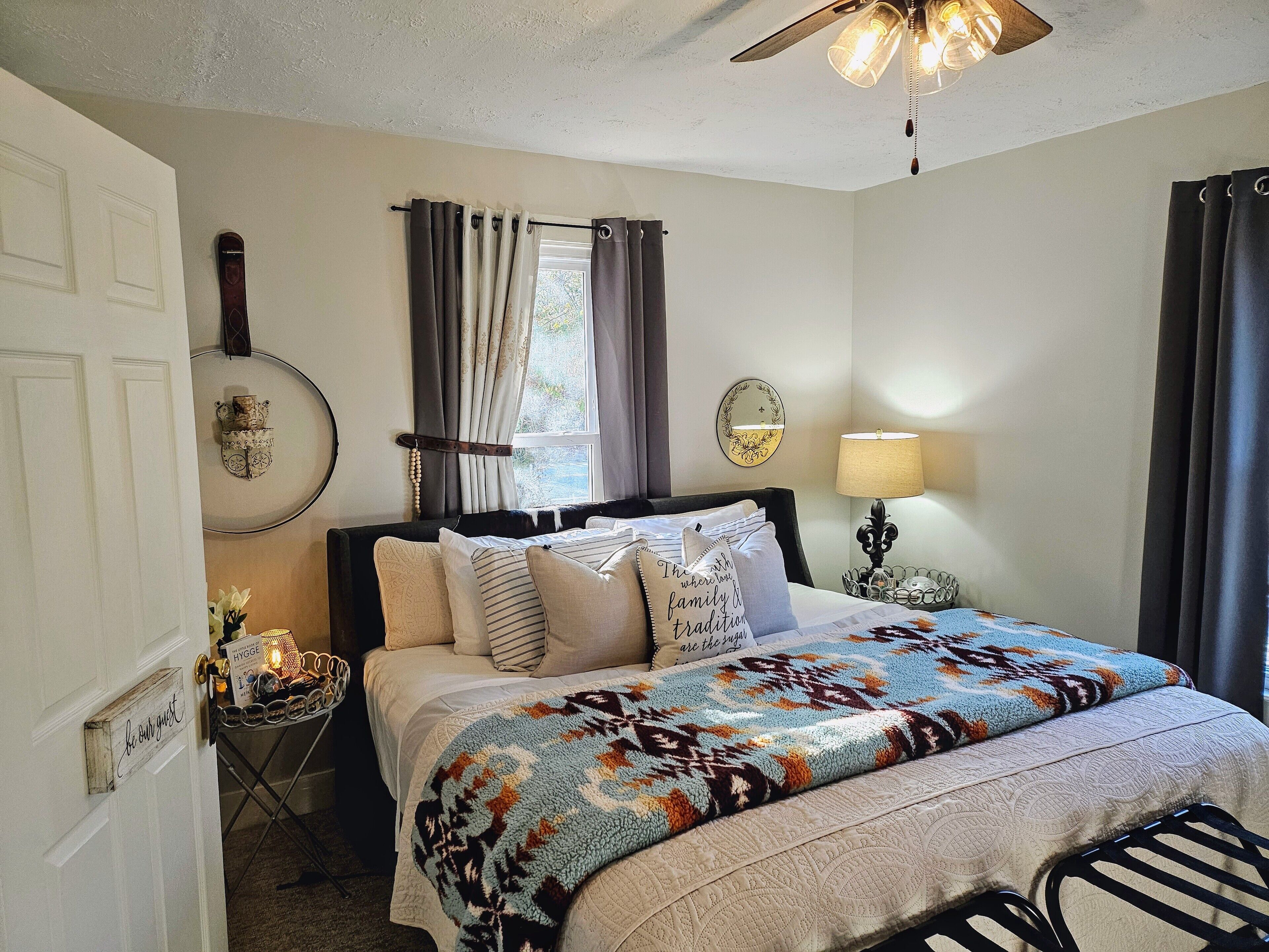 3 chambres, bureau, fer et planche à repasser, Wi-Fi gratuit