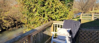 Hygge Creek Cottage near Bourbon Trail, Taylorsville Lake, Derby & Kayaking
