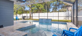 Perfect 3BD Home|Mins to BEACH|Heated POOL|Central