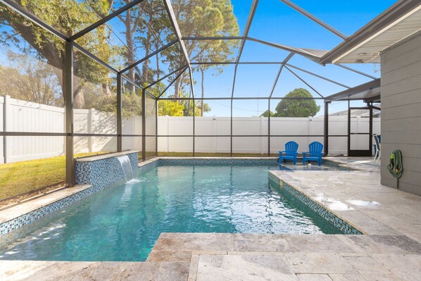 Piscine extérieure, piscine chauffée