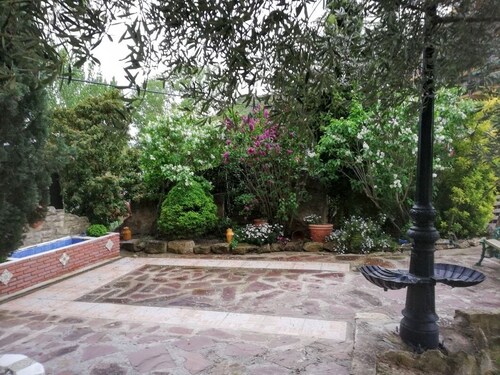 VILLA WITH GARDEN AND SWIMMING POOL, JUNCALVERA WINE ROUTES LAGUARDIA LOGROÑO