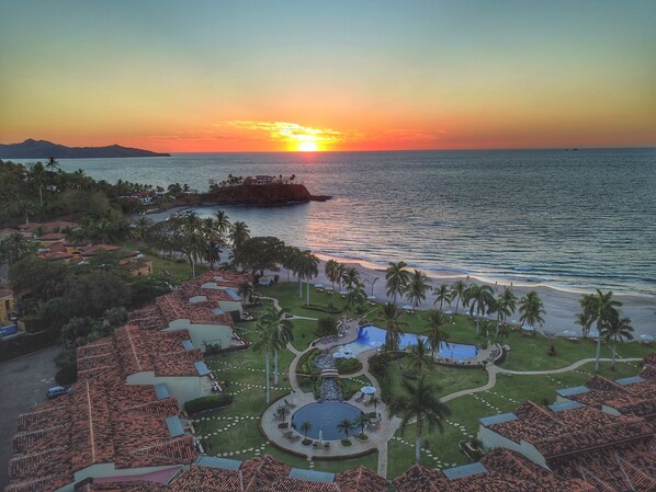 Pool - Beach Villa (Playa Flamingo)