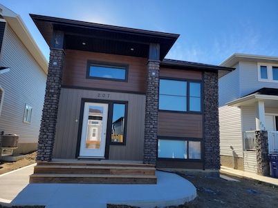 Federal Palace (2 bedroom, 1 bath)