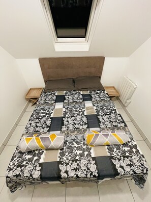 2 Schlafzimmer, Bügeleisen/Bügelbrett, WLAN, Bettwäsche