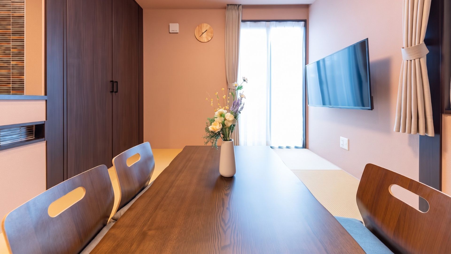 Apartamento família, para não fumantes (102) | Opções para refeição no quarto