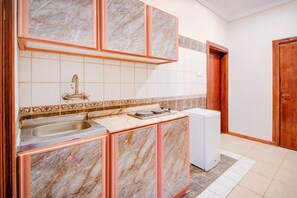 Deluxe-Apartment, 1 Schlafzimmer | 1 Schlafzimmer, kostenloses WLAN, Bettwäsche