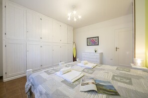 2 Schlafzimmer, Bügeleisen/Bügelbrett, kostenloses WLAN, Bettwäsche