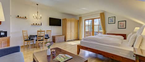 1 bedroom, iron/ironing board, internet, bed sheets