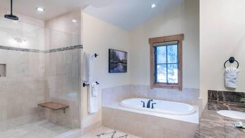 Condo, 4 Bedrooms | Bathroom | Towels