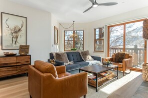 Nicht klassifiziertes Bild, 2 von 47, Schaltfläche