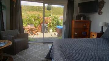 1 Schlafzimmer, Bügeleisen/Bügelbrett, Bettwäsche