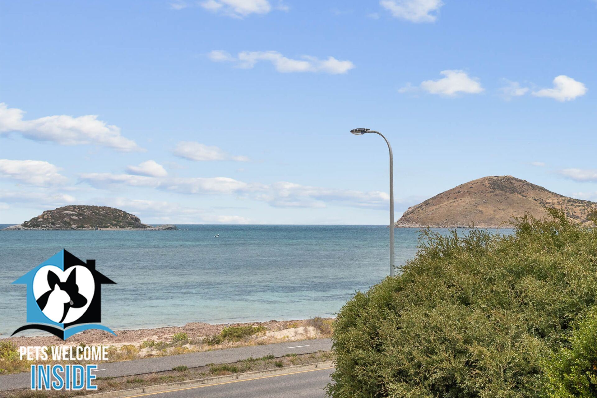 Esplanade 3BR Holiday Home with Beautiful Ocean Views — image 20