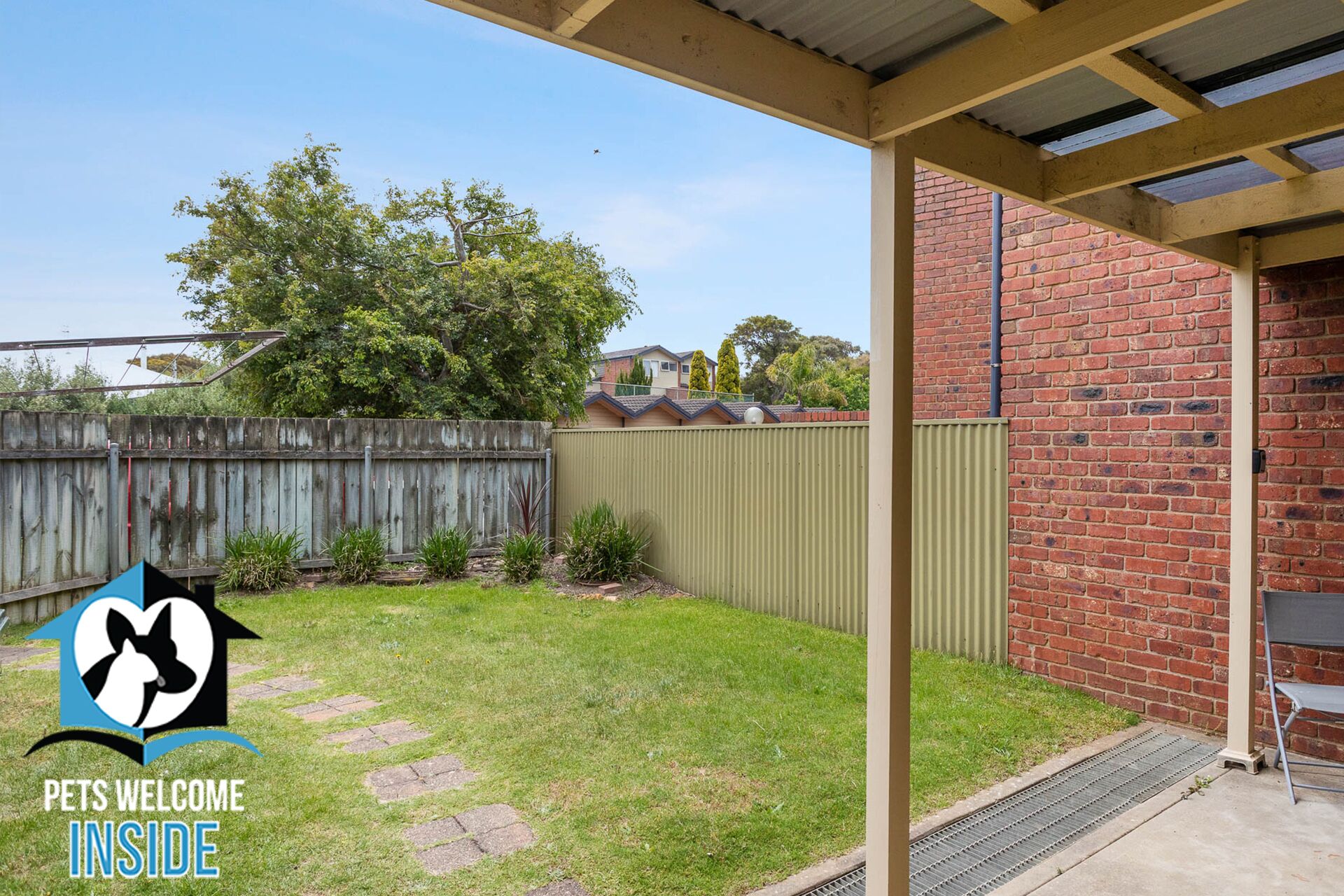 Esplanade 3BR Holiday Home with Beautiful Ocean Views — image 2