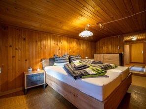 5 chambres, accès Internet