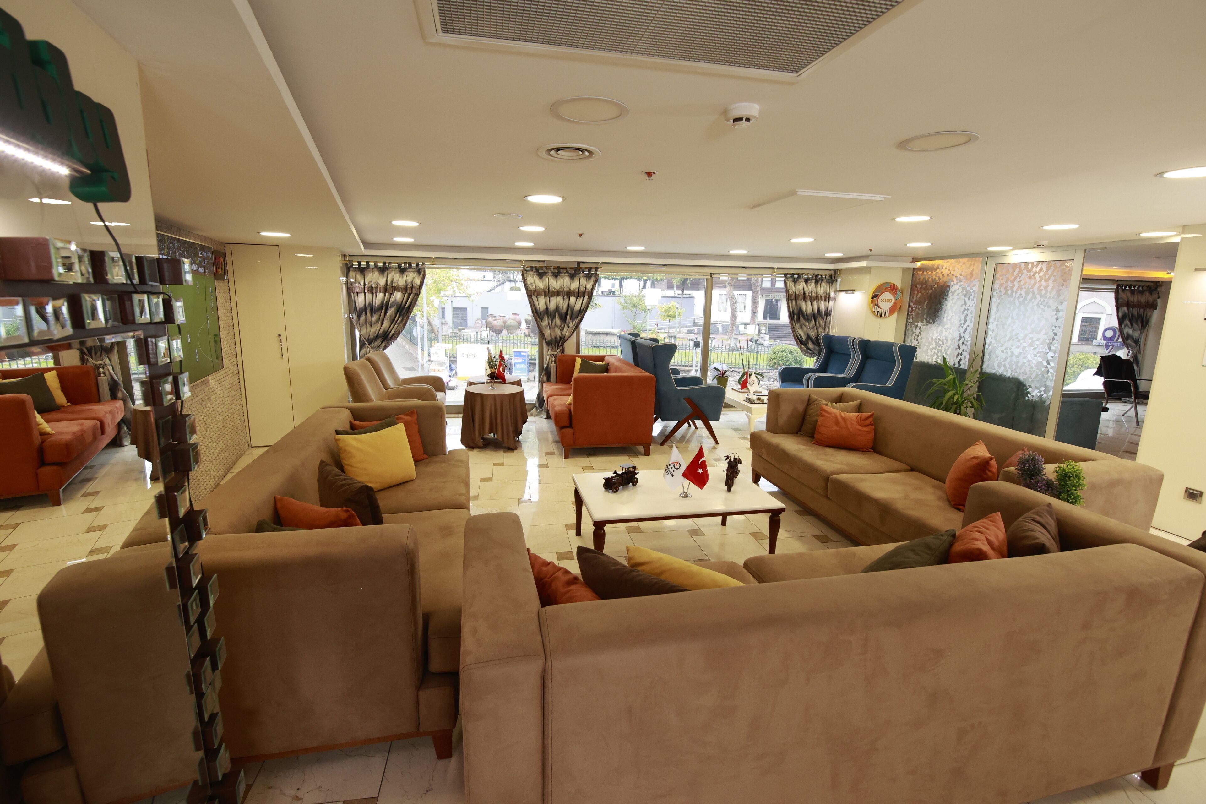 32-inch LCD TV with satellite channels