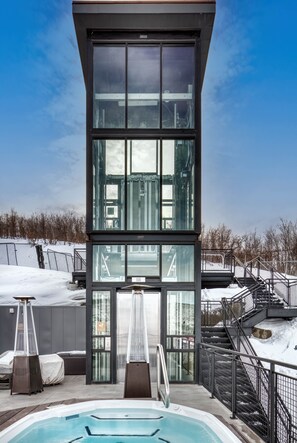 Udendørs pool, opvarmet pool