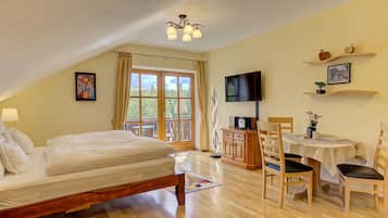 1 quarto, acesso à internet, roupa de cama