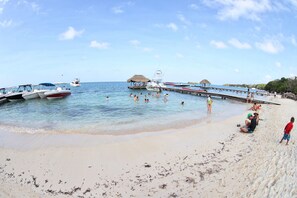 Beach nearby - Gaviota Charming Island Home-Isla Grande EH (Cartagena)