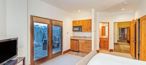House, 5 Bedrooms | 5 bedrooms - Slopeside Villa by Exceptional Stays (Telluride)