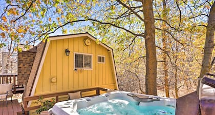 Lake Arrowhead Studio Near Hiking w/ Hot Tub