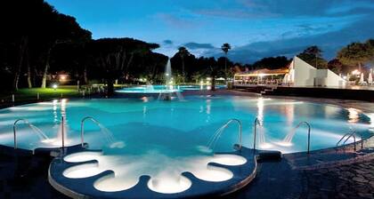 Chalet à Baia Domizia avec Plage Privée