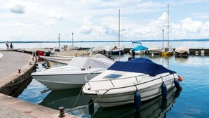 Marina - Apartment in Lazise with Lake View & Pool (Lazise)